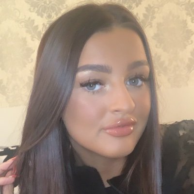 Profile Picture of Emma Louise Caldwell (@EmmaLcaldwell) on Twitter