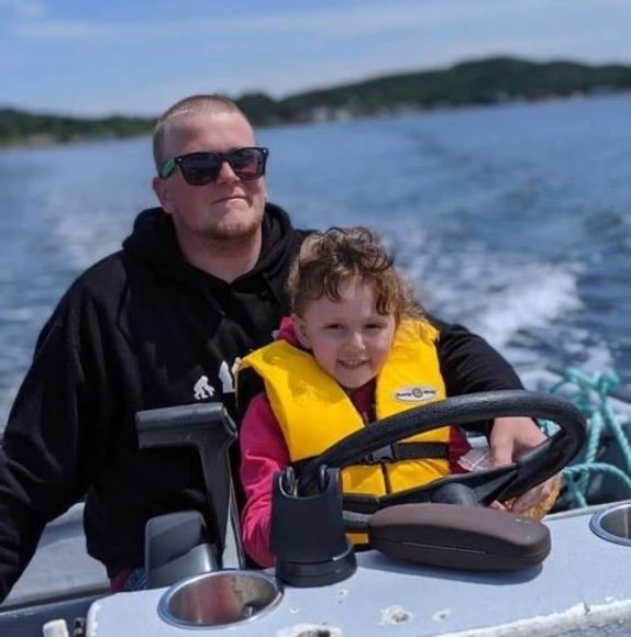 Profile Picture of Tanner Anstey (@tanner_anstey1) on Poshmark