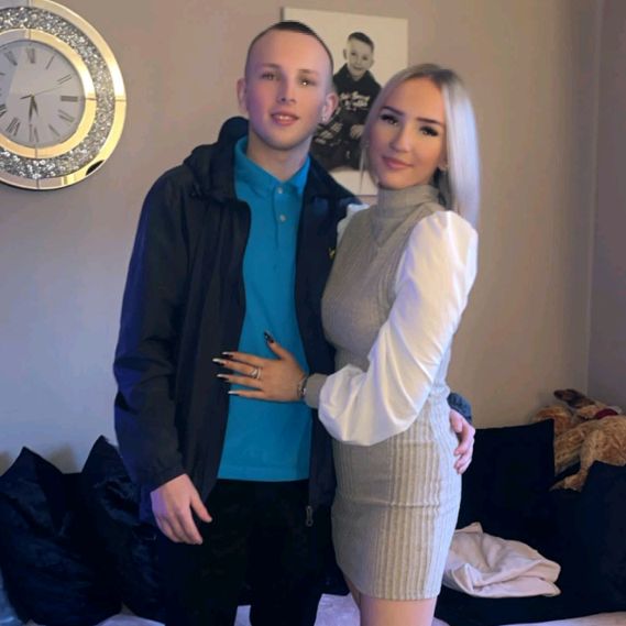 Profile Picture of Neil Faulkner💋 (@neil_fap_hrf_123) on Tiktok