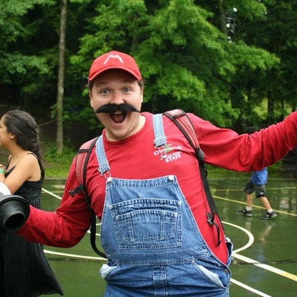 Profile Picture of Carter Harris (@stopoo99) on Poshmark