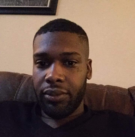 Profile Picture of Frederick Bailey (@frederickbailey) on Poshmark