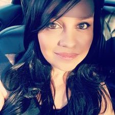 Profile Picture of Christina Terry (@ChrissyTerry70) on Twitter