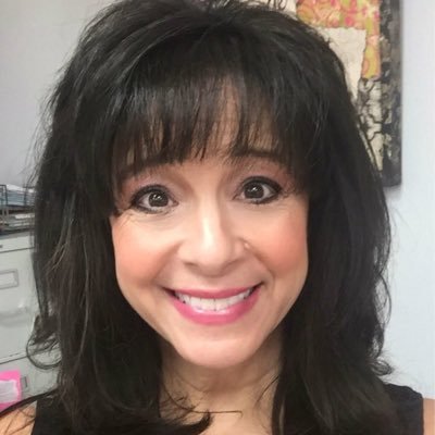 Profile Picture of Lisa Mayer (@llvmayer) on Twitter