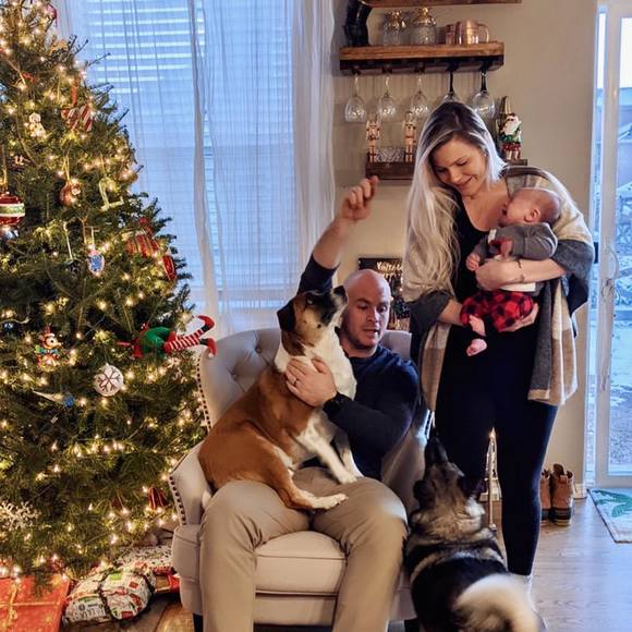 Profile Picture of Michelle Engquist (@cmengquist) on Poshmark