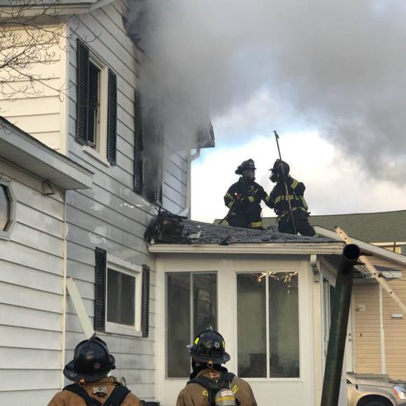 Profile Picture of Jordan Consagra (@jordanconsagra) on Poshmark