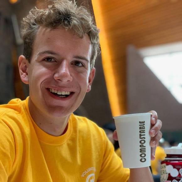 Profile Picture of Jesse Wolk (@jessewolk) on Poshmark