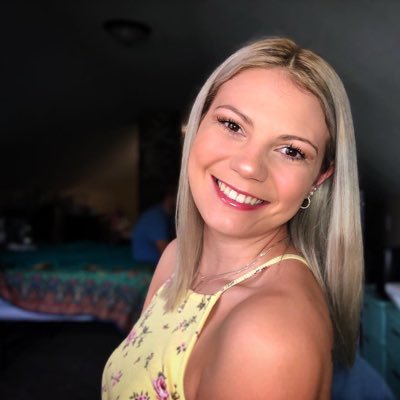 Profile Picture of Autumn Sage (@autumn__sage) on Twitter