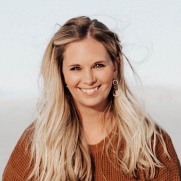 Profile Picture of Jessica Tyler (@jessicamtyler) on Poshmark