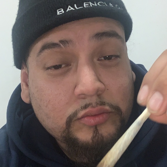 Profile Picture of Rodrigo Zapata (@dela_calle04) on Poshmark