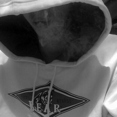 Profile Picture of Jacob De Petro (@Wogdulla) on Twitter