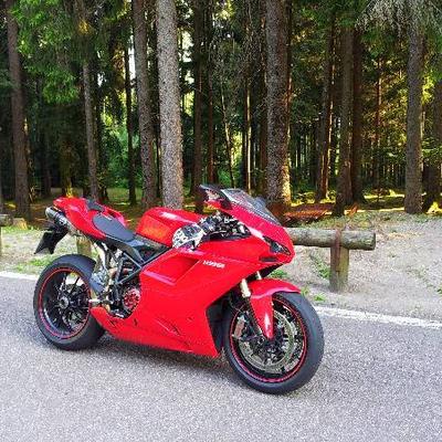 Profile Picture of Damian Zipperle (@GtiDamian) on Twitter