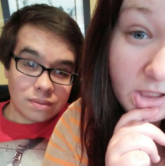 Profile Picture of Tamara Jean (@garfield20) on Poshmark