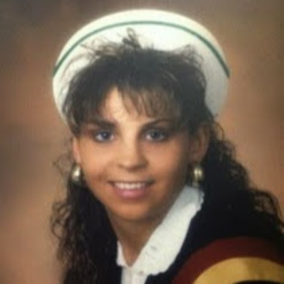 Profile Picture of Erica Vaillancourt (@ericavaillancou) on Poshmark