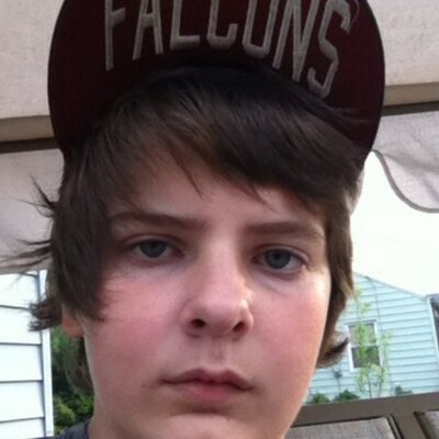 Profile Picture of Derek Simons (@simons_derek) on Twitter