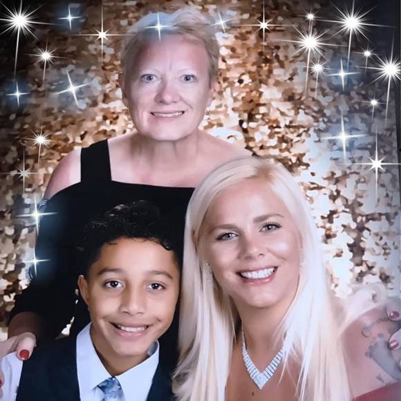 Profile Picture of Cathy Buresch (@cathybnc) on Poshmark