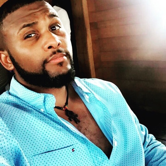 Profile Picture of James Staples (@jstaples58) on Poshmark