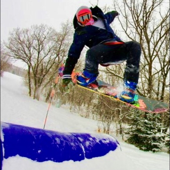 Profile Picture of Adam Barth (@flownlow) on Poshmark