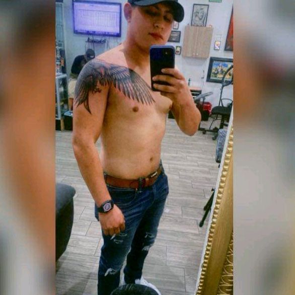 Profile Picture of Alex Encinia (@alexencinia) on Tiktok