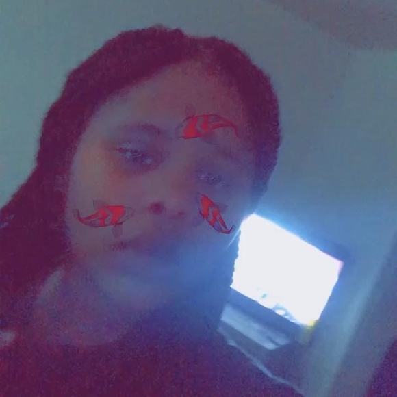 Cierra Cierra - Poshmark Profile Picture of Cierra Cierra (@cierrathebest10) on Poshmark