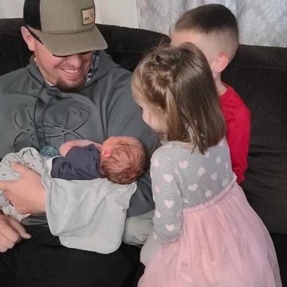 Profile Picture of Grant Cunningham (@grantcunning253) on Poshmark