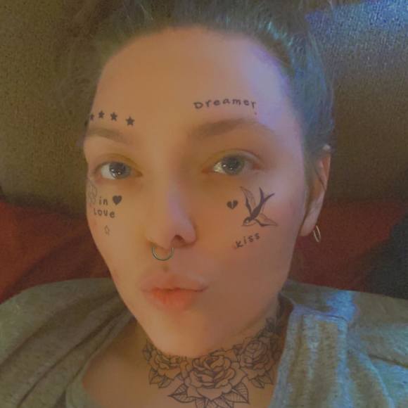 Profile Picture of Michaela Mertz (@michaela512) on Poshmark