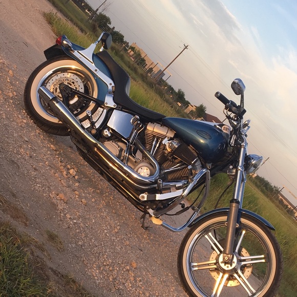 Profile Picture of Nickolas Lopez (@nickolas9804) on Poshmark