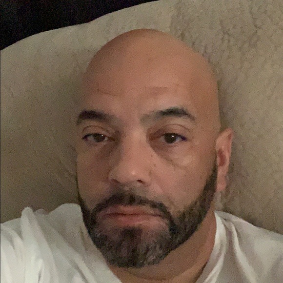 Reinaldo Ruiz - Poshmark Profile Picture of Reinaldo Ruiz (@pound420) on Poshmark