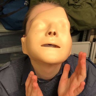 Profile Picture of Ellie Lowe (@ELLIELOWE4EVA) on Twitter