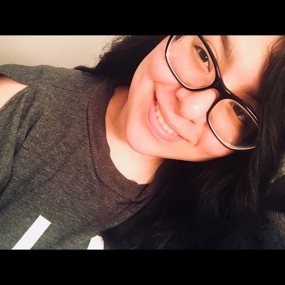Profile Picture of Bianca Vargas (@biancavaleriaxo) on Poshmark