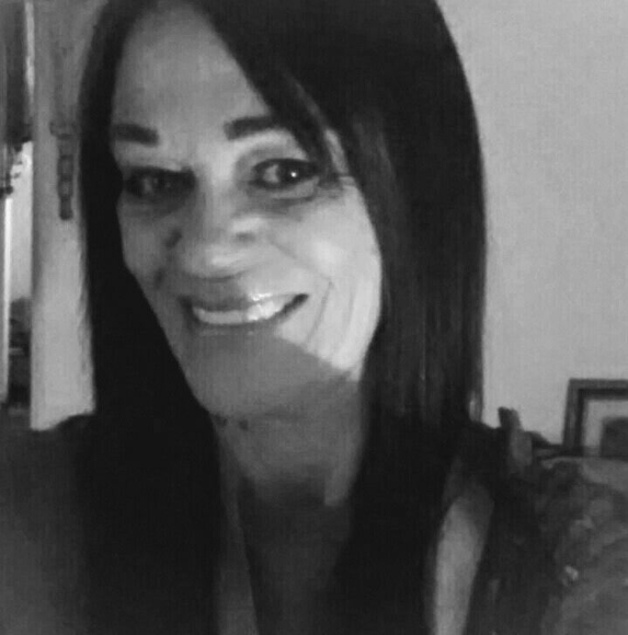 Profile Picture of Michelle Audrain (@michelleaudrain) on Poshmark