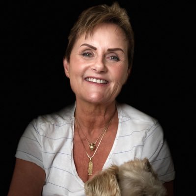 Profile Picture of Martha Glubka (@MarthaGlubka) on Twitter