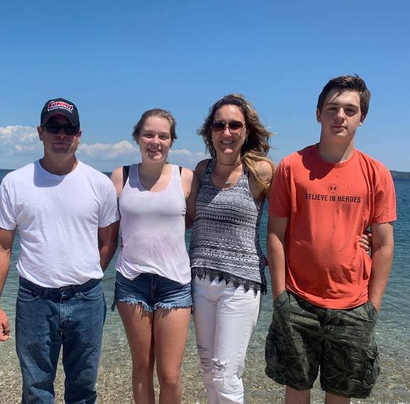 Profile Picture of Allison Larue (@allisonlarue756) on Poshmark