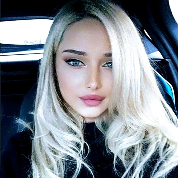 Profile Picture of Kellie Andreshak (@kellie2431) on Poshmark