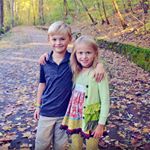 Profile Picture of Max & Lilly (@maxwell_n_lilly) on Instagram