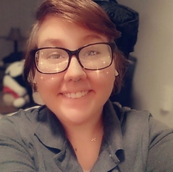 Profile Picture of Dominique Stevenson (@dominiqueste527) on Poshmark