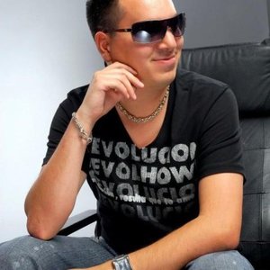 Profile Picture of Alexclavijo (@djalexc) on Myspace