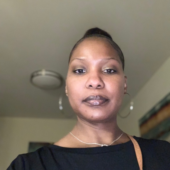 Profile Picture of Monica Bradley (@monica_60) on Poshmark