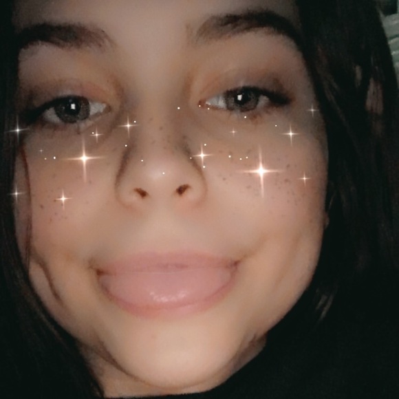 Profile Picture of Sarah Ralls (@ralls11) on Poshmark