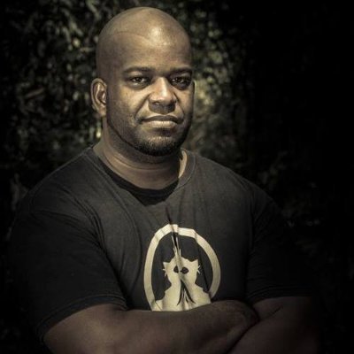 Profile Picture of Jeff Pound (@DrumsAndGames) on Twitter