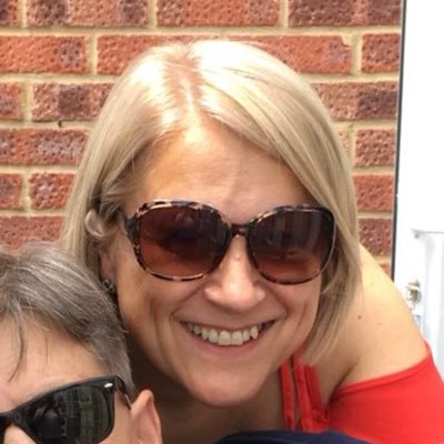 Profile Picture of debbie ralph (@beetroot01) on Twitter