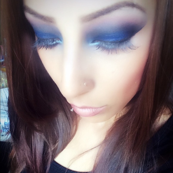 Profile Picture of Isabel Saez (@isbels) on Poshmark