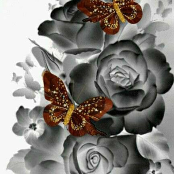 Profile Picture of Deva Richardson (@deva39) on Poshmark