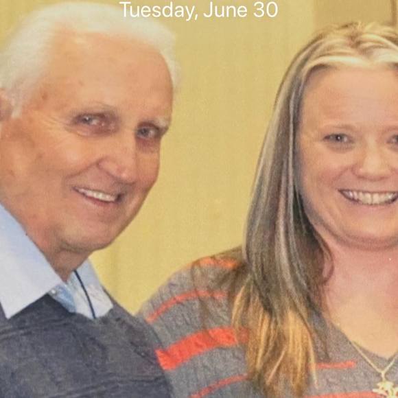 Kadie Ward-luetkemeyer - Poshmark Profile Picture of Kadie Ward-luetkemeyer (@luetkemeyer16) on Poshmark