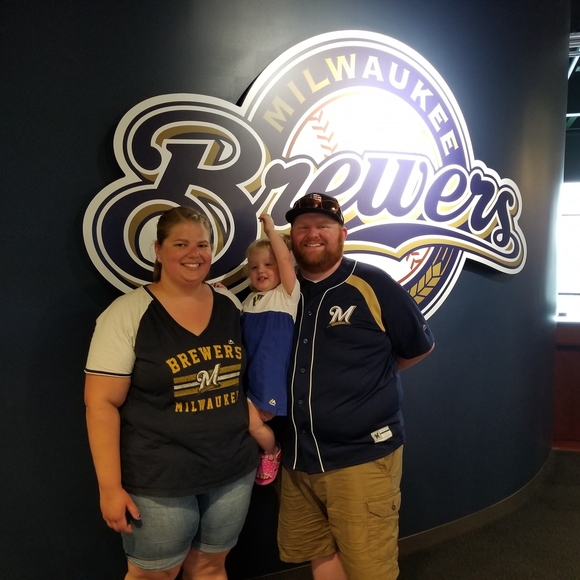 Profile Picture of Travis Gross (@travisgross) on Poshmark