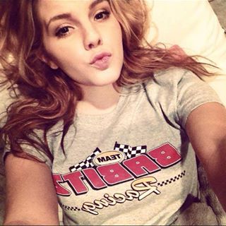 Profile Picture of Lindsey Robins (@Lindsey-Robins) on Facebook