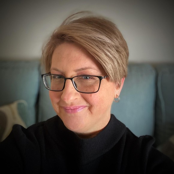 Profile Picture of Kristie Hamilton (@khamilton74) on Poshmark