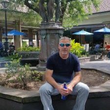 Profile Picture of Robert E Crager (@CragerRobert) on Twitter