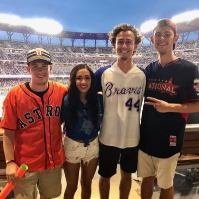 Profile Picture of Collin Cassidy (@CollinCassidy19) on Twitter