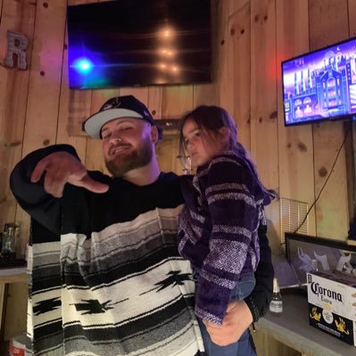 Profile Picture of Just Dustin (@BoogieBURRR) on Twitter