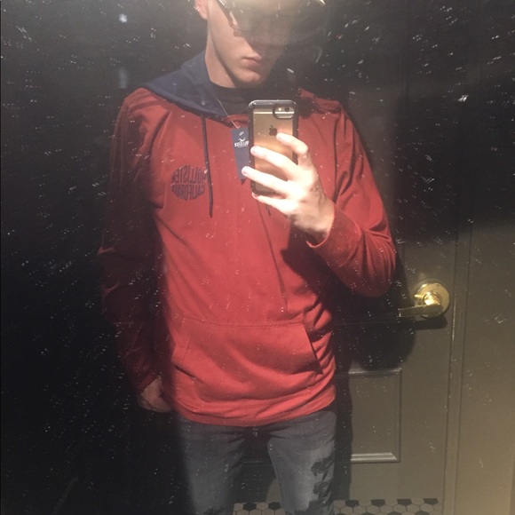 Profile Picture of Ben Watson (@ben_watson) on Poshmark